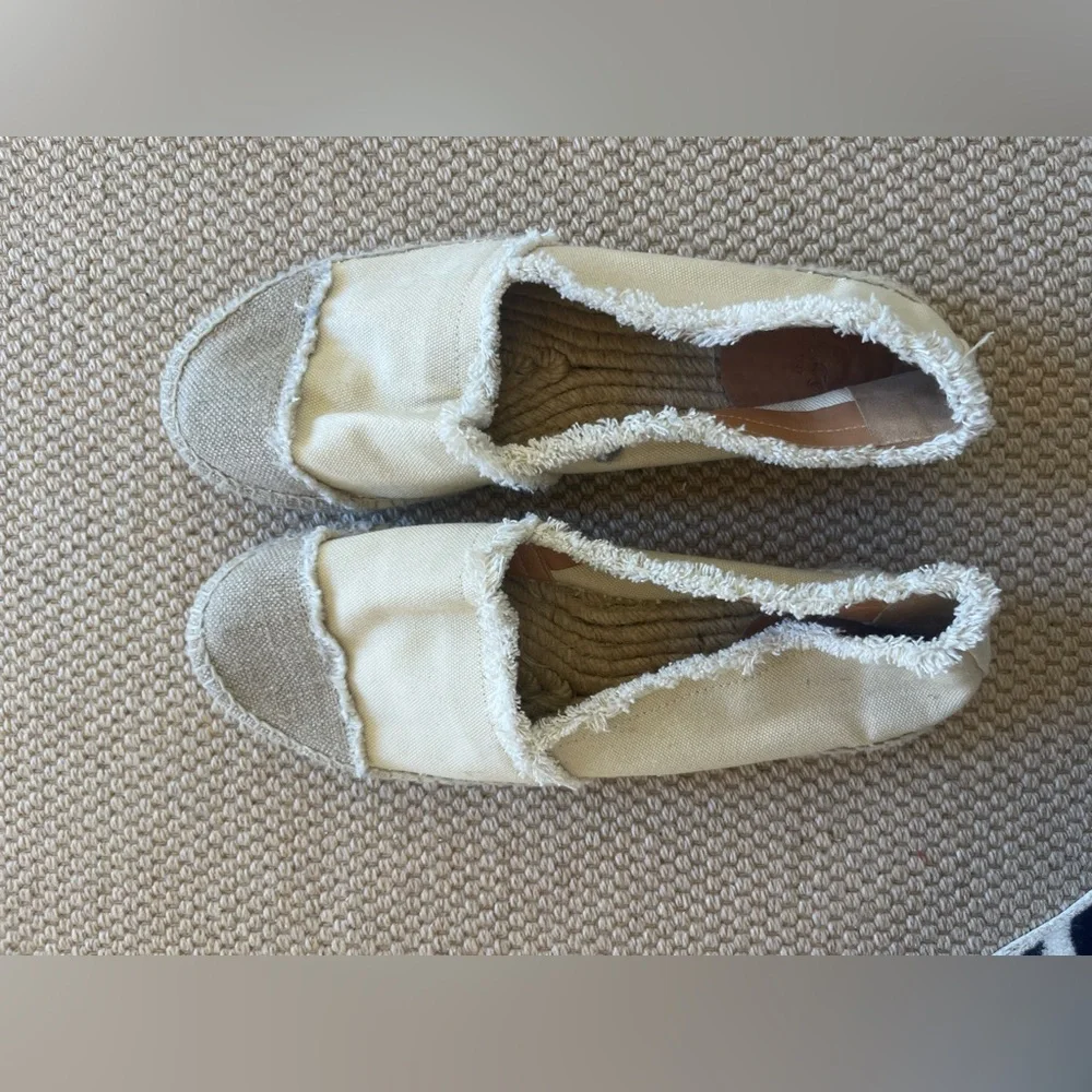 Castaner Fringe Espadrilles size 40 - Picture 3 of 7